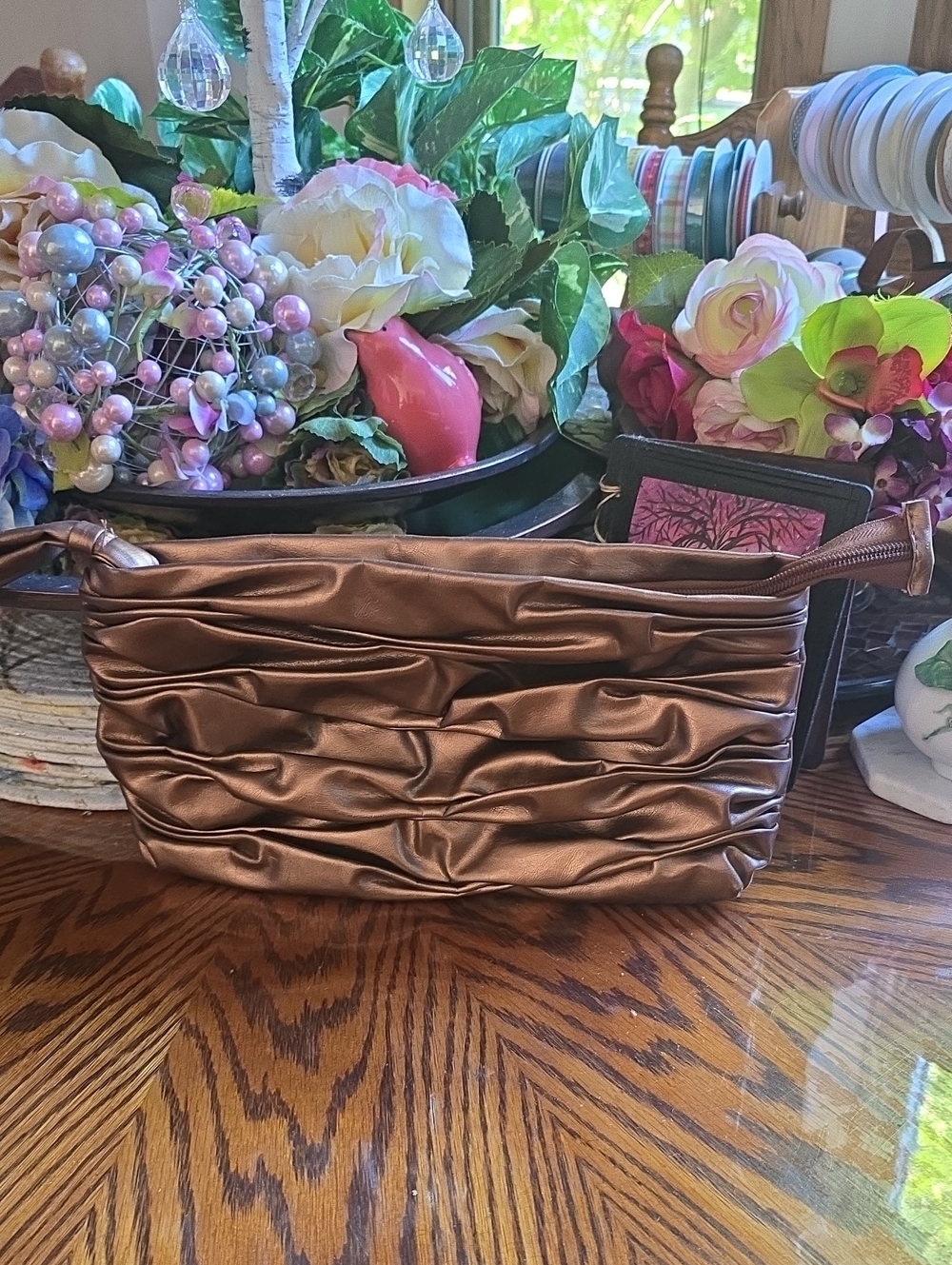 Elizabeth Arden Wristlet/clutch